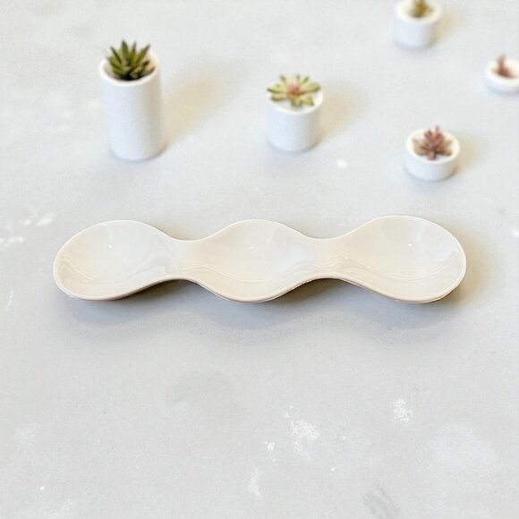 Pier 1 Imports Trio Appetizer Condiment Dip Sauce Tray Serving Dish 3 Sections - Picture 1 of 3